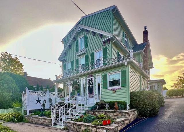 Property at 13 South St, Spencer, MA 01562, 6 beds, 2 baths
