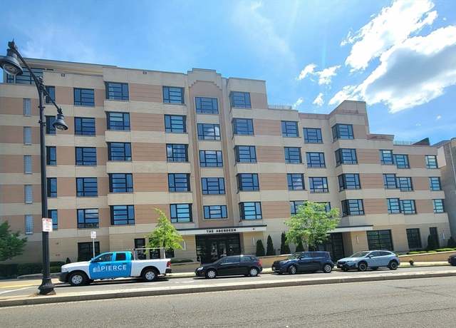 Property at 1650 Commonwealth Ave #304, Boston, MA 02135, 2 beds, 2 baths