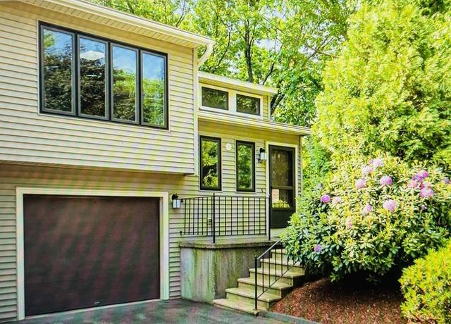 Property at 82 Londonderry Rd #82, Grafton, MA 01519, 2 beds, 2 baths