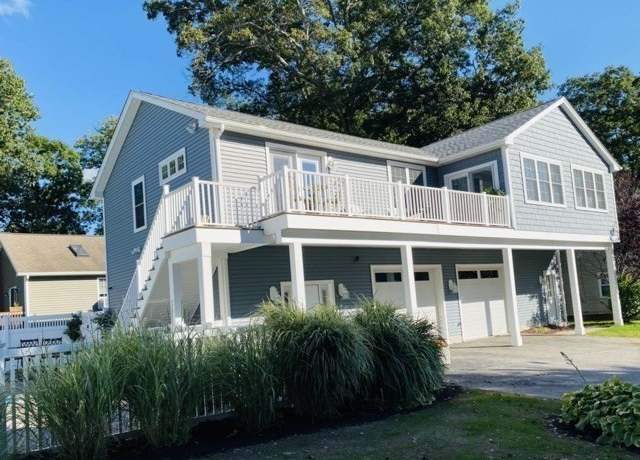 Property at 42 Colonial Rd, Webster, MA 01570, 2 beds, 2 baths