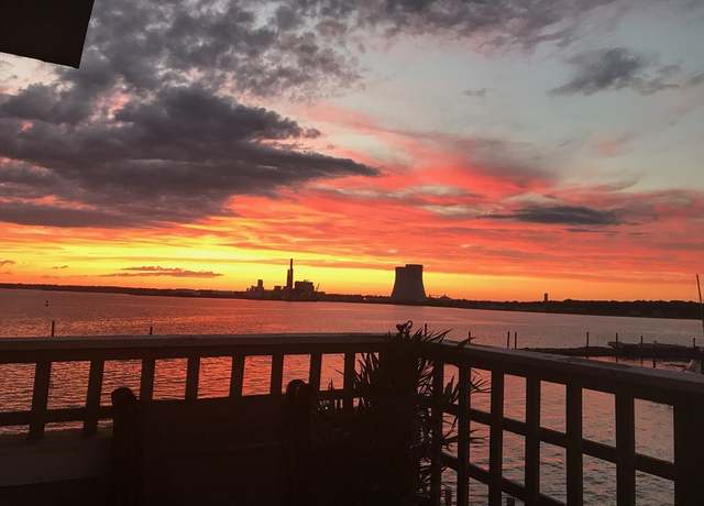 Property at 700 Shore Dr Unit 5-501, Fall River, MA 02721, 2 beds, 3.5 baths
