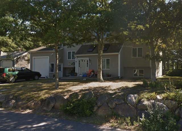 Property at 10 Laura Ln, Bourne, MA 02532, 3 beds, 2 baths