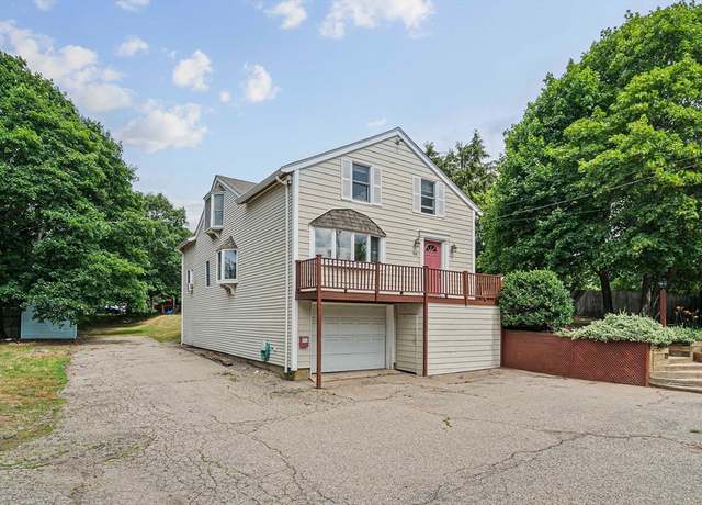 Property at 914 Pleasant St, Weymouth, MA 02189, 5 beds, 2 baths