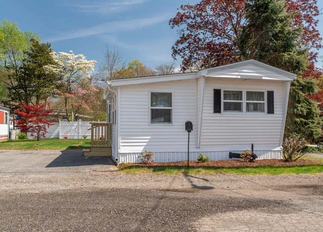 Property at 14 Lisa Dr, Taunton, MA 02780, 2 beds, 1 bath
