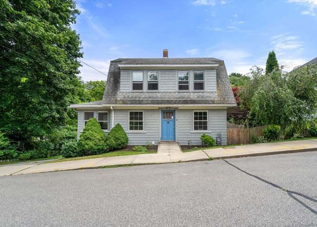 Property at 4 Brookside Ave, Plymouth, MA 02360, 3 beds, 1.5 baths