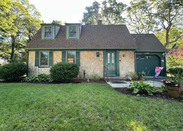 Property at 2 Longview Dr, Barnstable, MA 02632, 3 beds, 1.5 baths