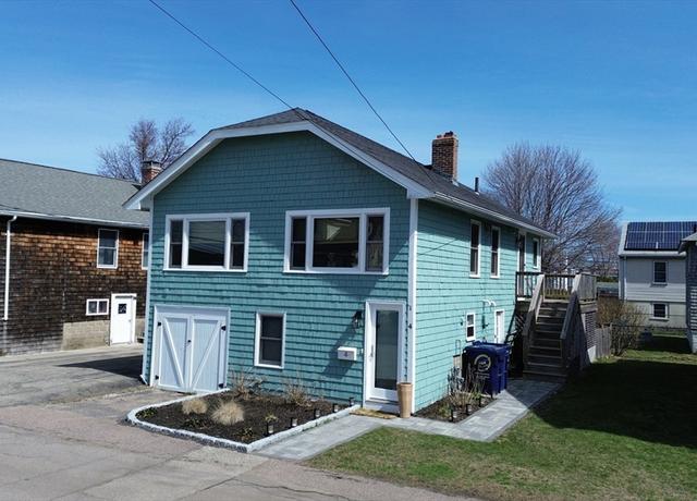 Property at 4 Stafford Rd, Hull, MA 02045, 3 beds, 2 baths