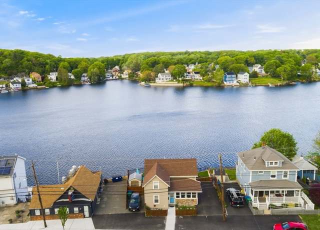 Property at 121 Lynnfield St #1, Lynn, MA 01904, 2 beds, 2 baths