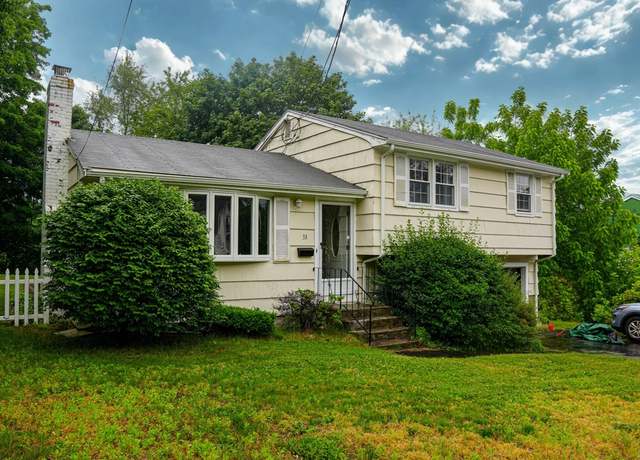 Property at 33 Hillside Rd, Braintree, MA 02184, 3 beds, 1.5 baths