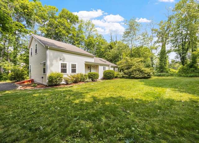 Property at 20 Olofson Dr, Bourne, MA 02534, 3 beds, 3 baths