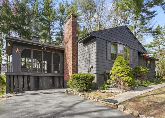 Property at 81 Elm St, North Reading, MA 01864, 3 beds, 1.5 baths