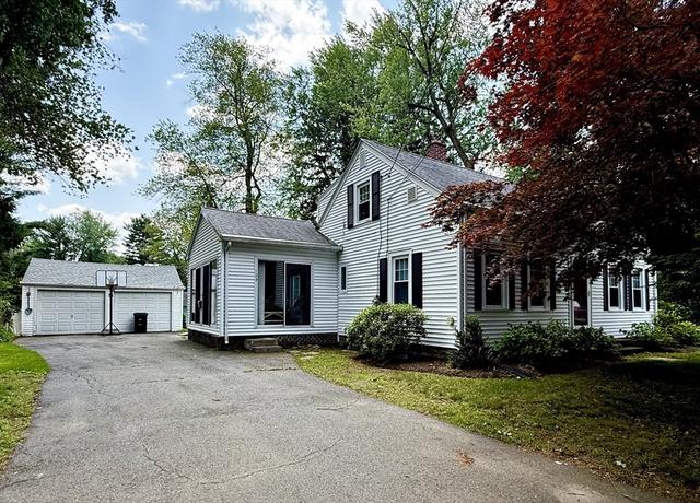 Property at 109 South Park Ter, Agawam, MA 01001, 3 beds, 2.5 baths