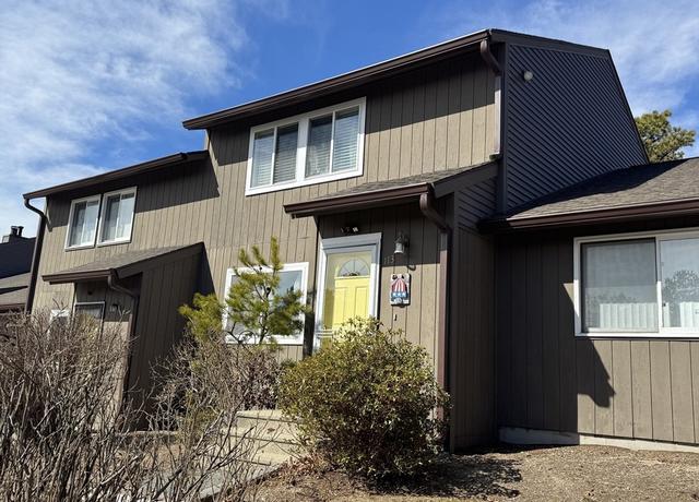 Property at 113 Admirals Way #113, Bourne, MA 02532, 2 beds, 1.5 baths