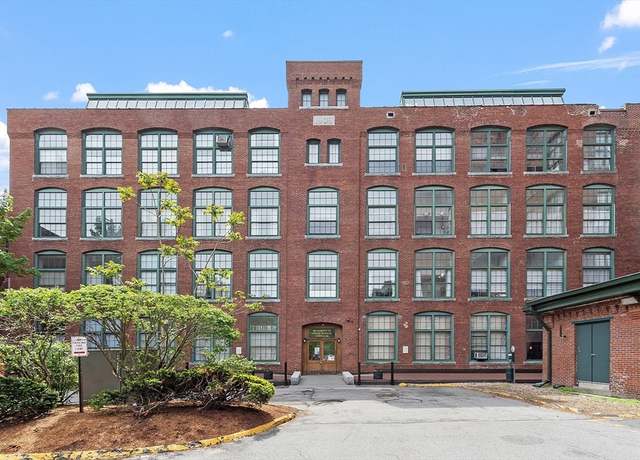 Property at 200 Market St Unit 44B, Lowell, MA 01852, 3 beds, 2 baths