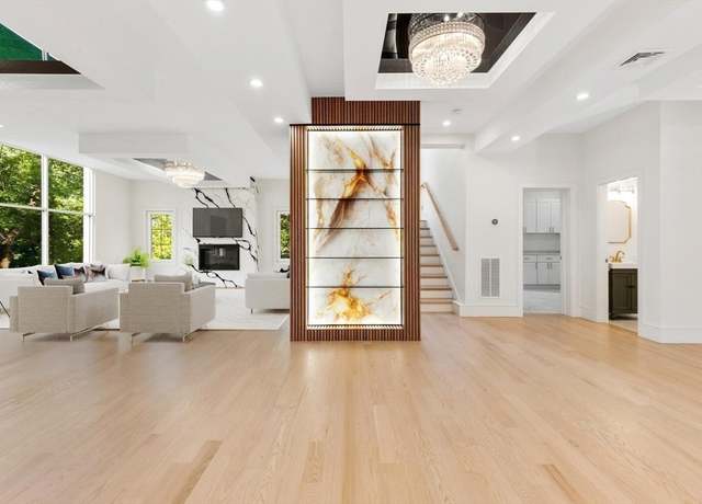 Property at 58 Chestnut St, Lynnfield, MA 01940, 5 beds, 5 baths