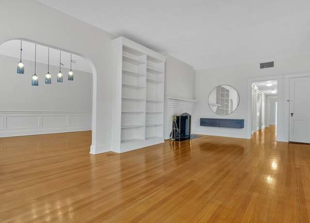Property at 24 Dean Rd #3, Brookline, MA 02445, 2 beds, 2 baths