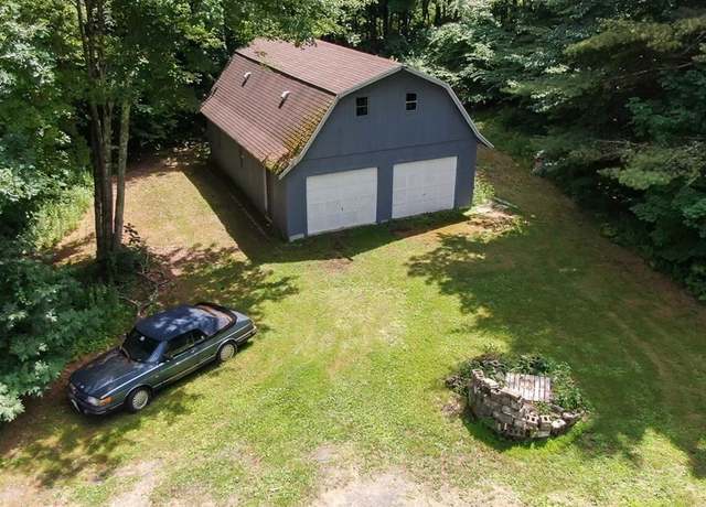 Property at 217 Grove St, Paxton, MA 01612, 4 beds, 3 baths