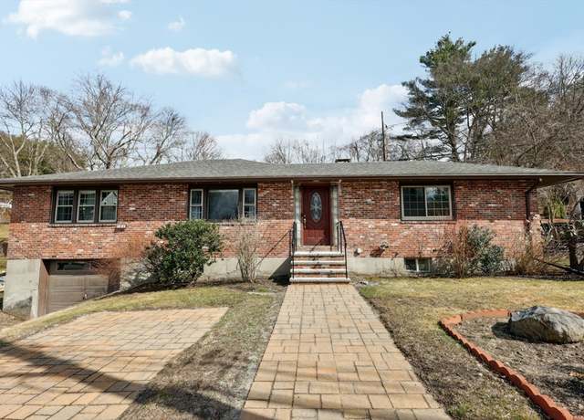 Property at 108 Park St, Hudson, MA 01749, 3 beds, 1 bath