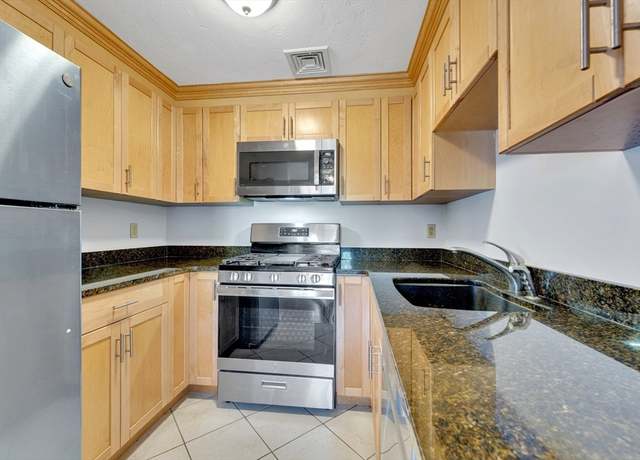 Property at 360 Littleton Rd Unit A5, Chelmsford, MA 01824, 2 beds, 1.5 baths