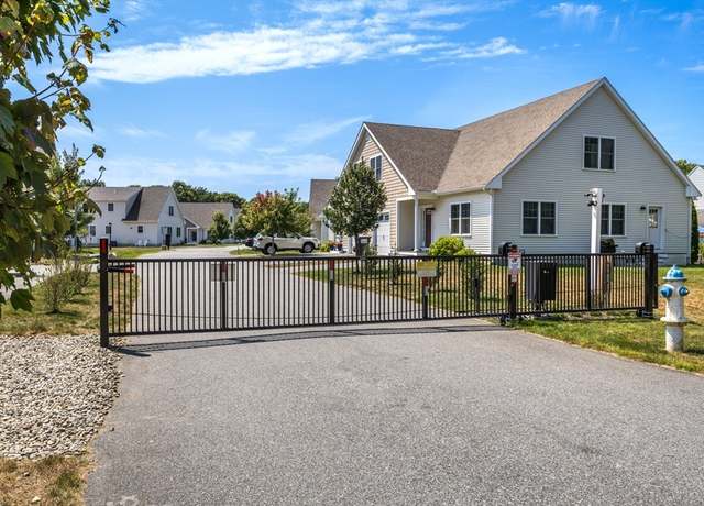 Property at 637 Gifford St Unit 16A, Falmouth, MA 02540, 2 beds, 2 baths