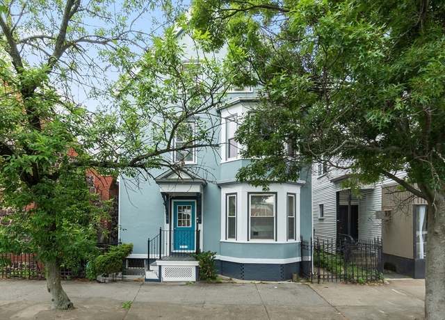 Property at 17 Broad St #2, Lynn, MA 01902, 2 beds, 1 bath
