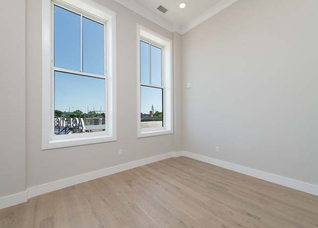 Property at 4 Franklin St #202, Boston, MA 02134, 1 bed, 1 bath