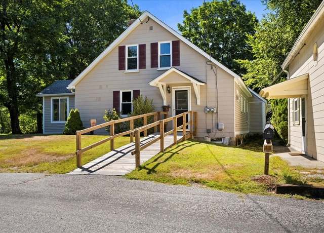Property at 12 New St, Oxford, MA 01540, 3 beds, 1 bath