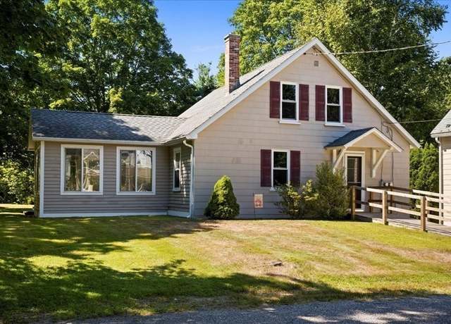 Property at 12 New St, Oxford, MA 01540, 3 beds, 1 bath