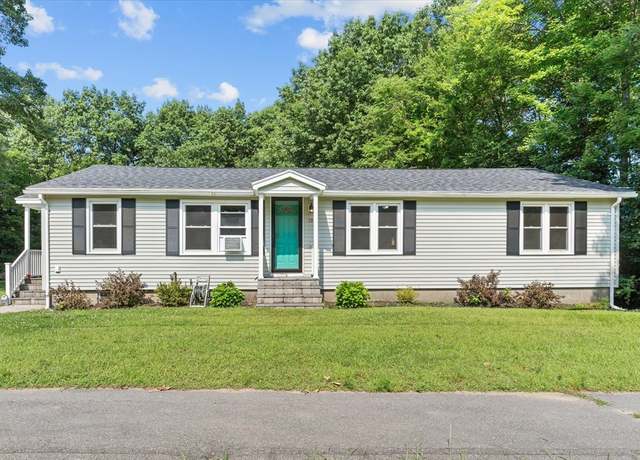 Property at 104 Reingold Ave, Fitchburg, MA 01420, 3 beds, 1.5 baths