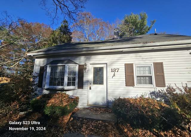 Property at 37 Malden St, Marshfield, MA 02050, 1 bed, 1 bath