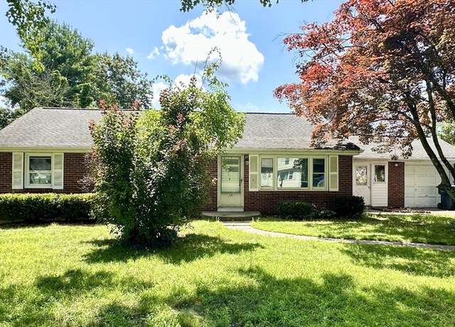 Property at 137 Carroll St, Springfield, MA 01108, 3 beds, 2 baths