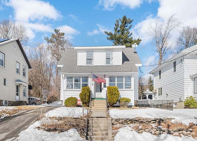 Property at 28 Barnard Rd, Worcester, MA 01605, 3 beds, 2 baths