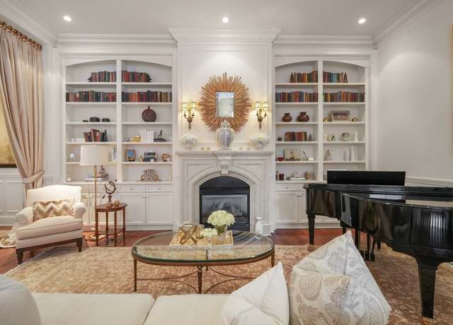 Property at 50 Beacon St #1, Boston, MA 02108, 3 beds, 3.5 baths