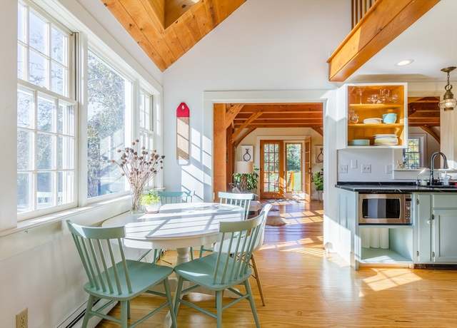 Property at 89 Choate St, Essex, MA 01929, 5 beds, 4 baths