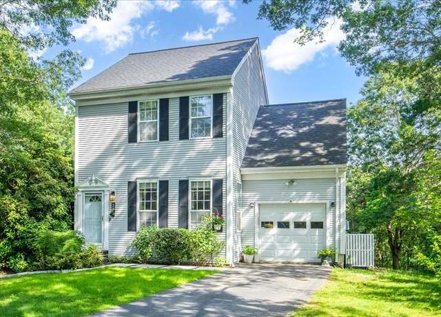 Property at 23 Farrington St, Foxboro, MA 02035, 2 beds, 1.5 baths