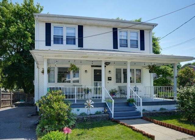 Property at 105 Lincoln St, Hudson, MA 01749, 3 beds, 2 baths