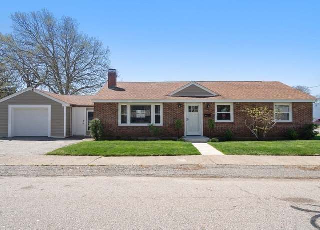 Property at 139 Madison Ave, Watertown, MA 02472, 2 beds, 2 baths
