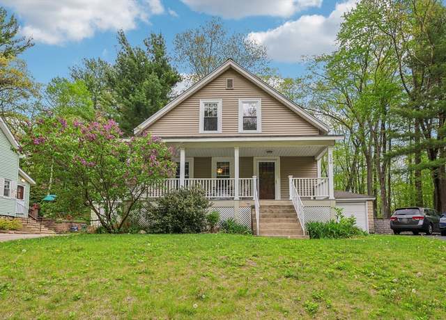 Property at 220 Olean St, Worcester, MA 01602, 3 beds, 1.5 baths