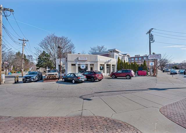 Property at 911 Washington St, Newton, MA 02460