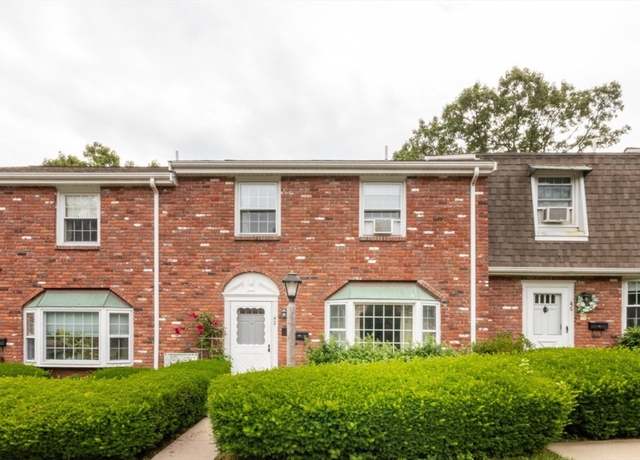 Property at 42 Queensboro Ct #42, Norwood, MA 02062, 3 beds, 2 baths