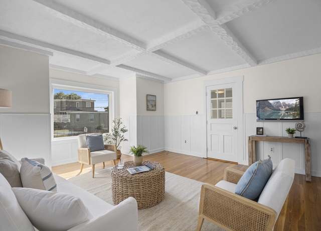Property at 22 Jessie St, Swampscott, MA 01907, 4 beds, 1.5 baths