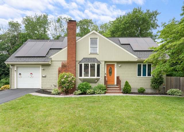 Property at 54 Carmel Cir, Bridgewater, MA 02324, 4 beds, 3 baths