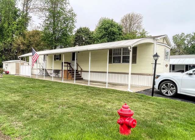 Property at 556 Central St #102, Leominster, MA 01453, 2 beds, 1 bath