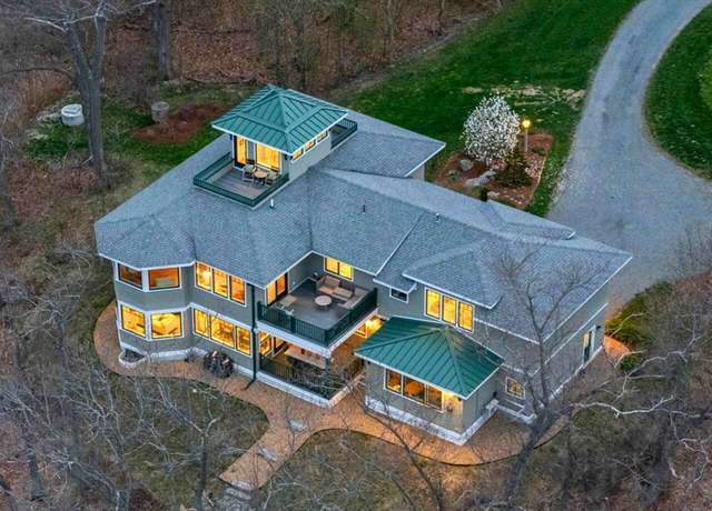 Property at 323R High Rd, Newbury, MA 01951, 4 beds, 3.5 baths