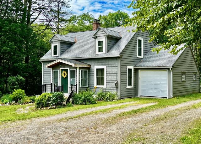 Property at 561 Belchertown Rd, Ware, MA 01082, 3 beds, 1.5 baths