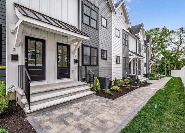 Property at 1514 Gorham St #2, Lowell, MA 01852, 3 beds, 2.5 baths