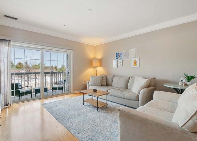 Property at 204 Clocktower Dr #202, Waltham, MA 02452, 1 bed, 1 bath