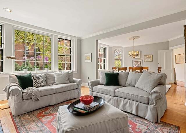 Property at 8 W Hill Pl #1, Boston, MA 02114, 4 beds, 2 baths