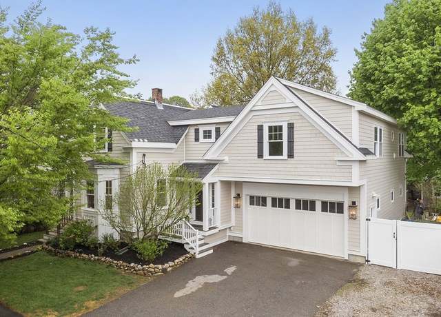Property at 340 E Foster St, Melrose, MA 02176, 3 beds, 4 baths