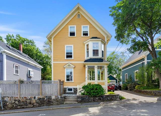 Property at 10 Village St #2, Marblehead, MA 01945, 2 beds, 2 baths
